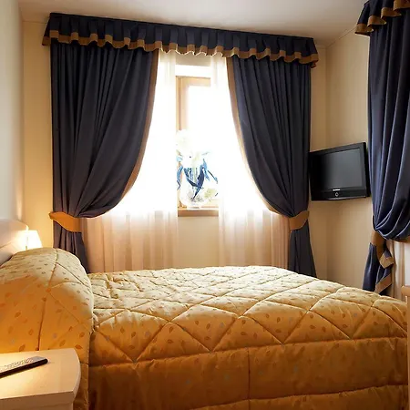 Giorgio E Flora Ristorante E بيت ريفي Arsiero