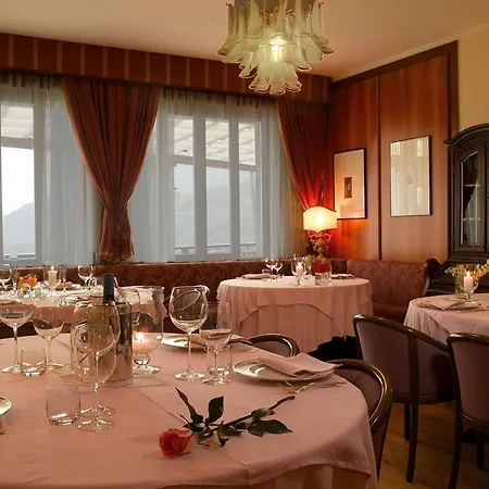 Han/Misafirhane Giorgio E Flora Ristorante E